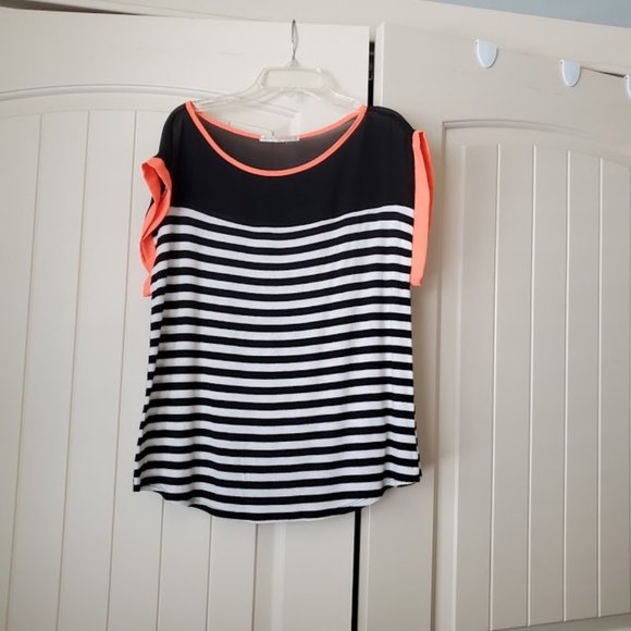 Blouse - Picture 2 of 5